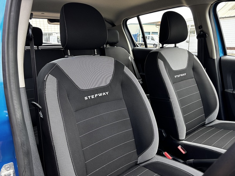 Dacia Sandero Stepway TCe Essential - U384