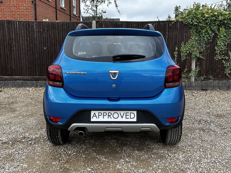 Dacia Sandero Stepway TCe Essential - U384