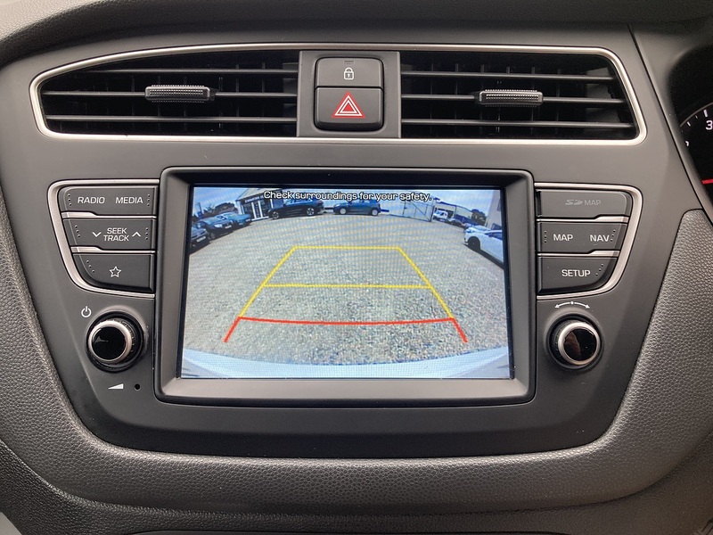 Hyundai i20 Play - U385