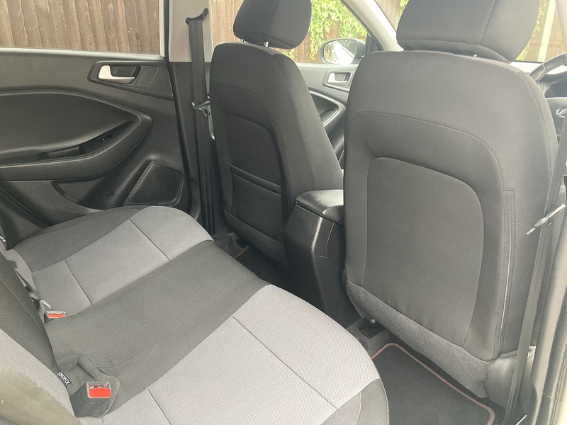 Hyundai i20 Play - U385