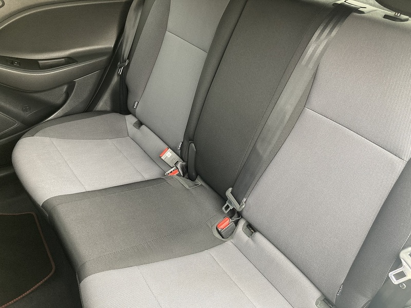 Hyundai i20 Play - U385