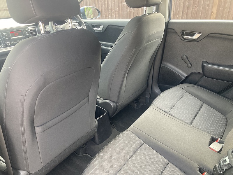 Kia Rio 1 - U386