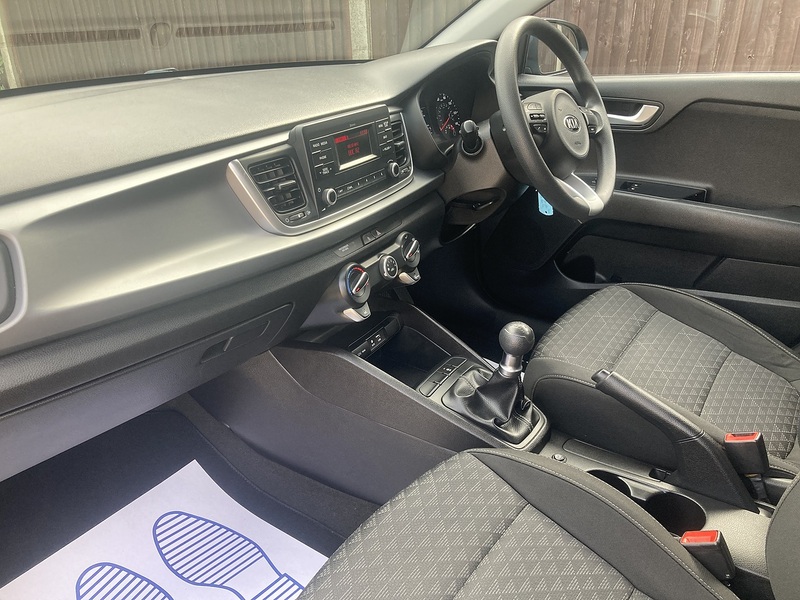 Kia Rio 1 - U386