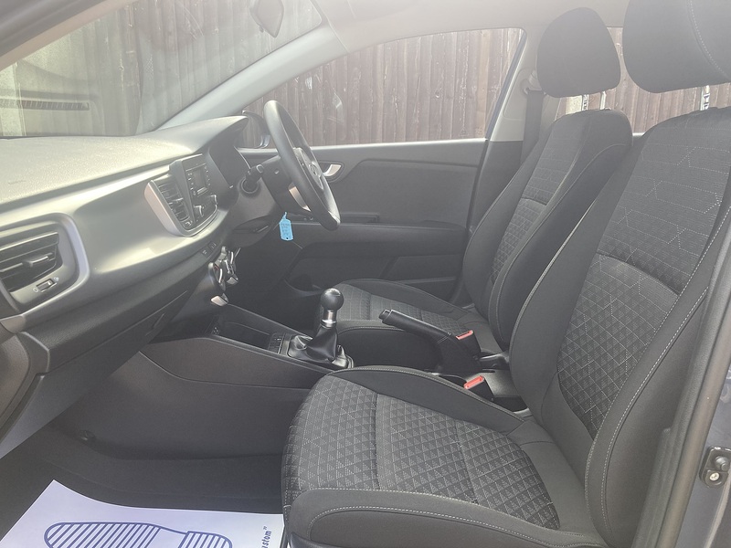 Kia Rio 1 - U386