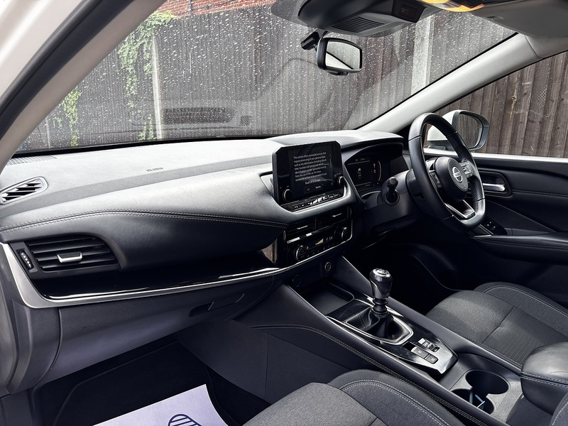 Nissan Qashqai DIG-T MHEV N-Connecta - U388