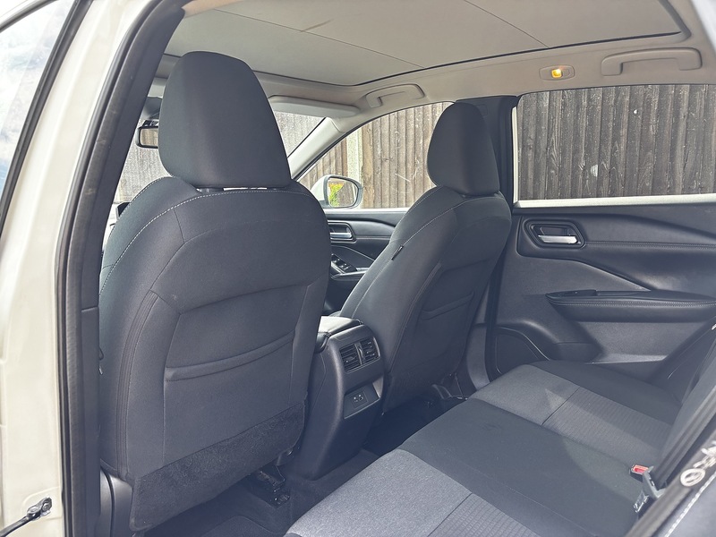Nissan Qashqai DIG-T MHEV N-Connecta - U388