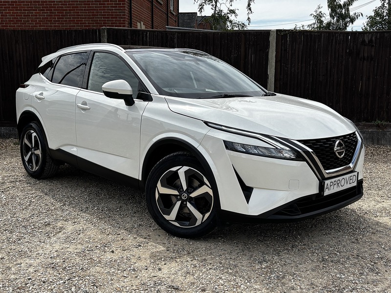 Nissan Qashqai DIG-T MHEV N-Connecta - U388