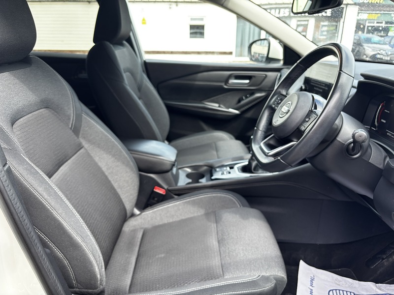 Nissan Qashqai DIG-T MHEV N-Connecta - U388