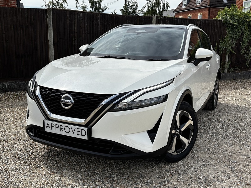 Nissan Qashqai DIG-T MHEV N-Connecta - U388