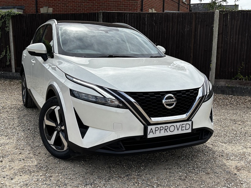 Nissan Qashqai DIG-T MHEV N-Connecta - U388