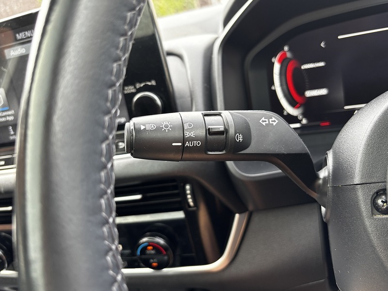 Nissan Qashqai DIG-T MHEV N-Connecta - U388