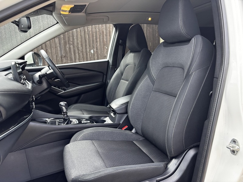 Nissan Qashqai DIG-T MHEV N-Connecta - U388