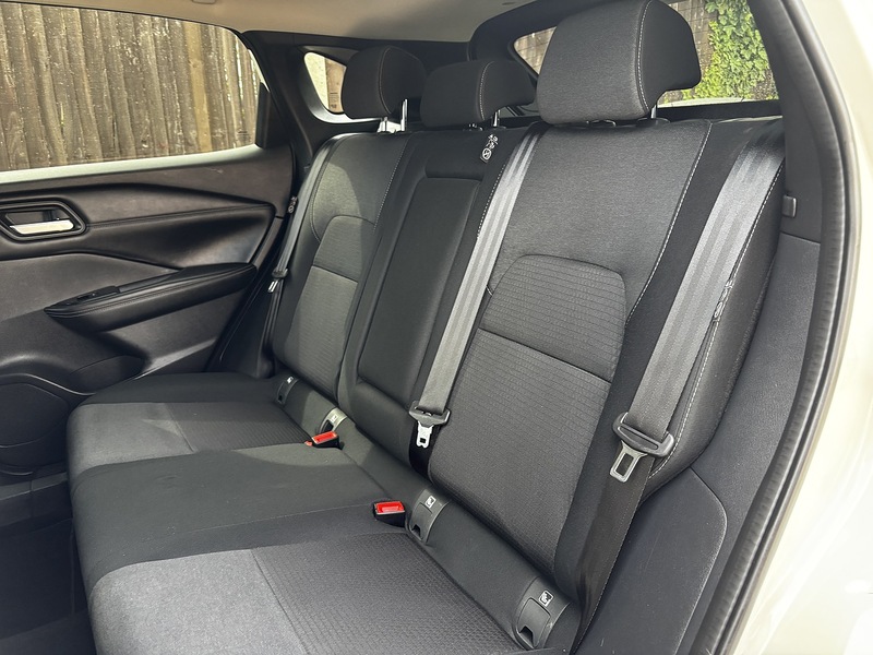 Nissan Qashqai DIG-T MHEV N-Connecta - U388