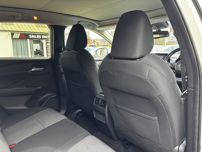 Nissan Qashqai DIG-T MHEV N-Connecta - U388