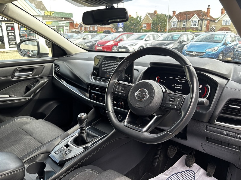Nissan Qashqai DIG-T MHEV N-Connecta - U388