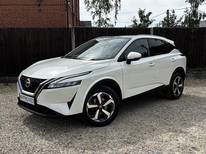 Nissan Qashqai DIG-T MHEV N-Connecta - U388