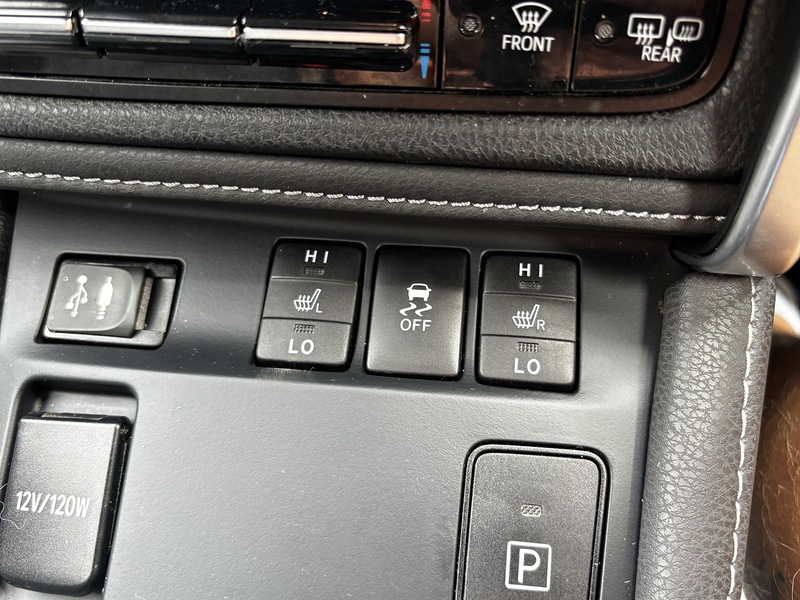 Toyota Auris VVT-h Excel - U390
