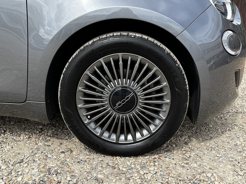 Fiat 500e Icon - U394