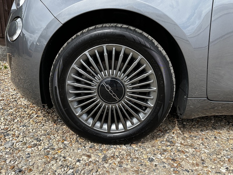 Fiat 500e Icon - U394