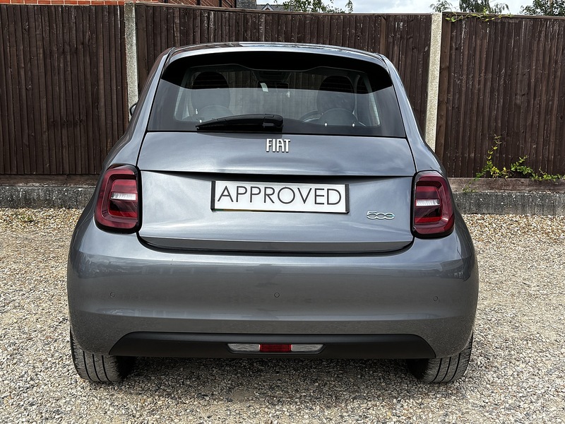 Fiat 500e Icon - U394