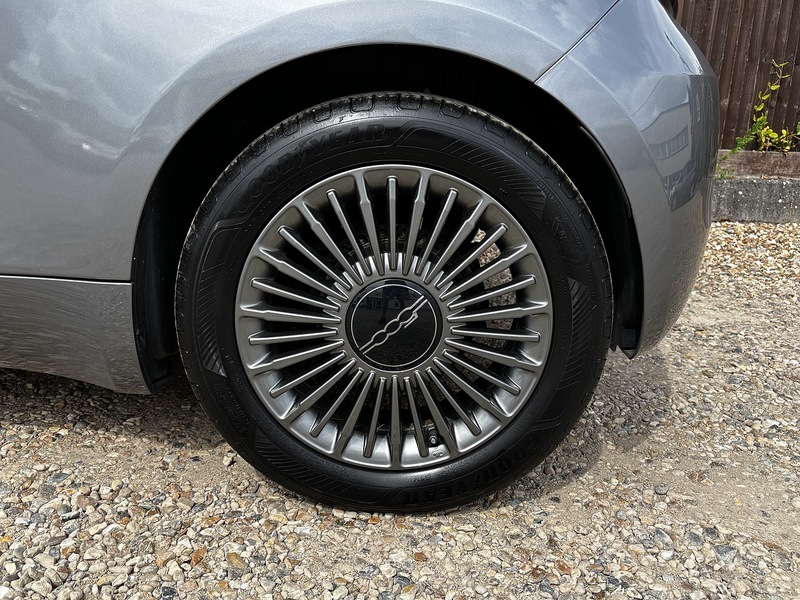 Fiat 500e Icon - U394