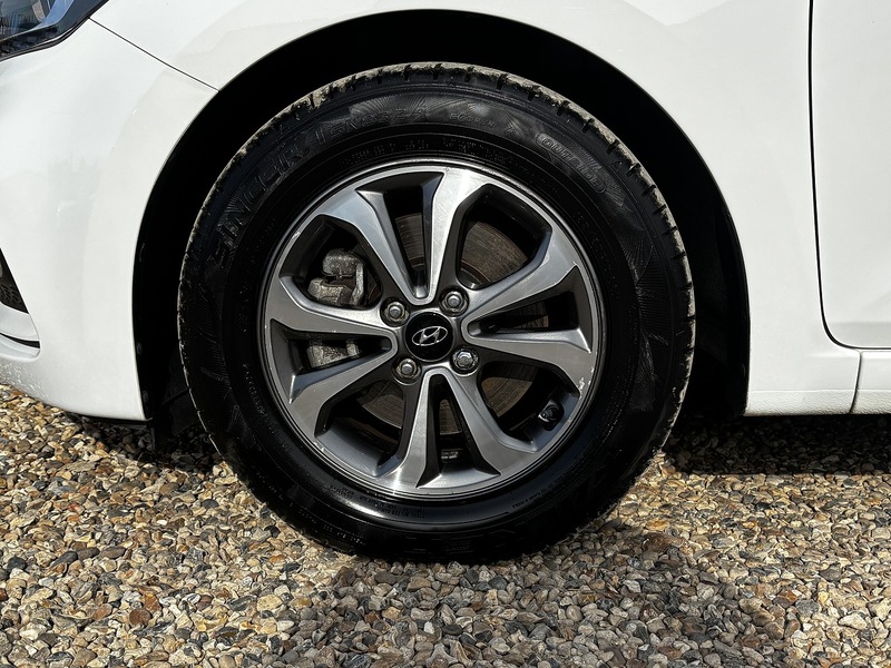 Hyundai i20 T-GDi SE - U399
