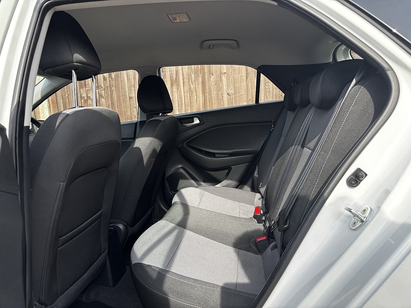Hyundai i20 T-GDi SE - U399