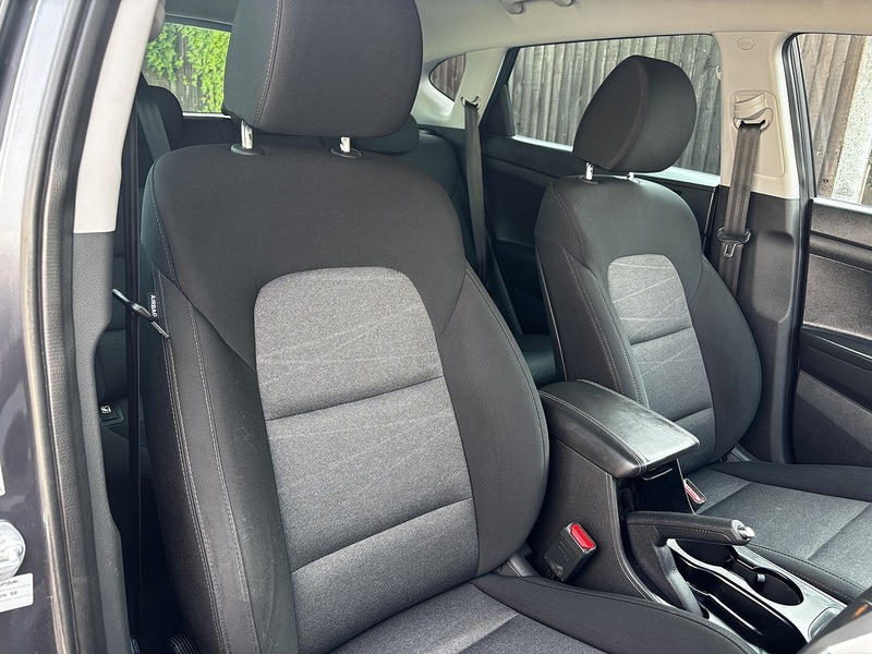 Hyundai TUCSON GDi SE Nav - U402