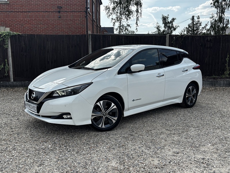 Nissan Leaf N-Connecta - U404