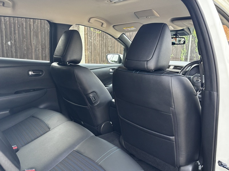 Nissan Leaf N-Connecta - U404