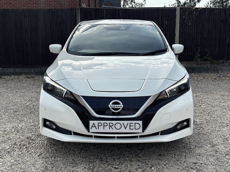Nissan Leaf N-Connecta - U404