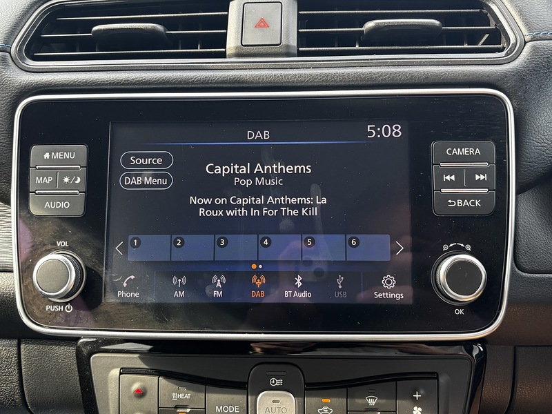 Nissan Leaf N-Connecta - U404