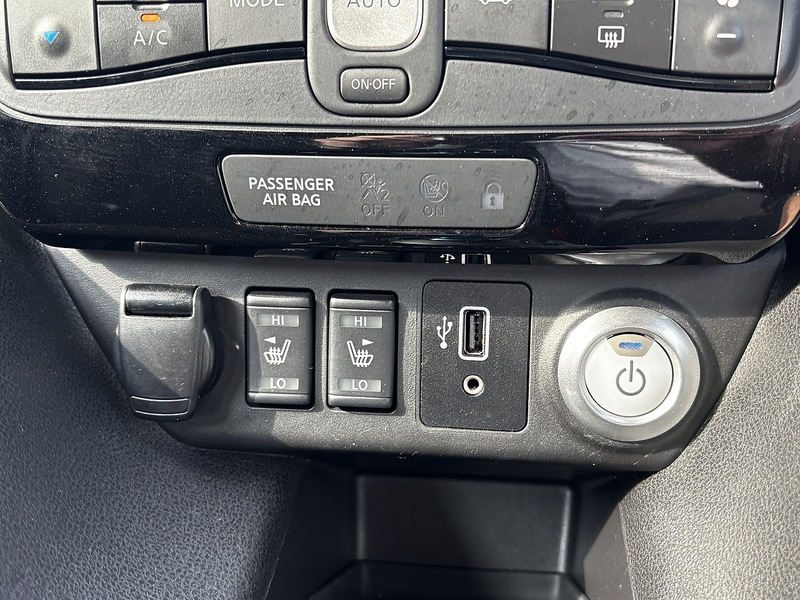 Nissan Leaf N-Connecta - U404