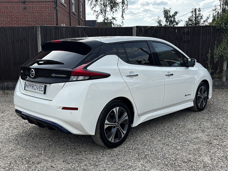 Nissan Leaf N-Connecta - U404
