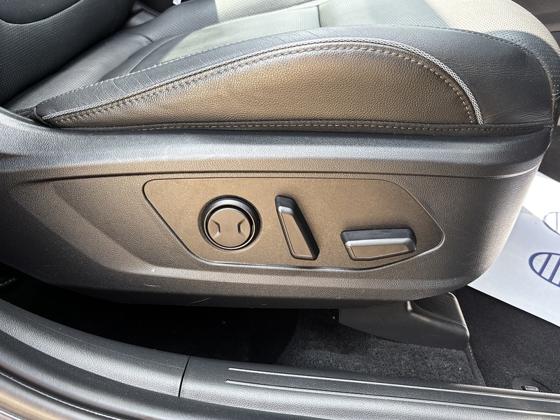 Hyundai TUCSON T-GDi Ultimate - U405