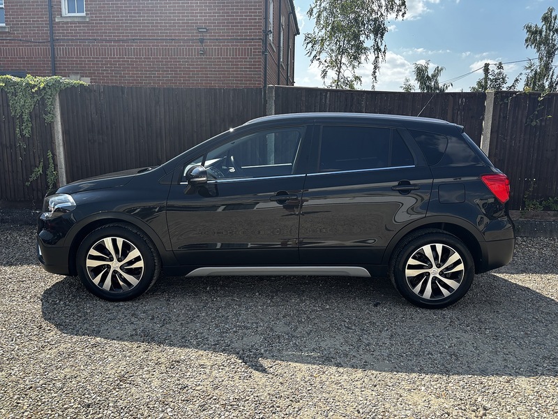 Suzuki SX4 S-Cross Boosterjet SZ-T - U407