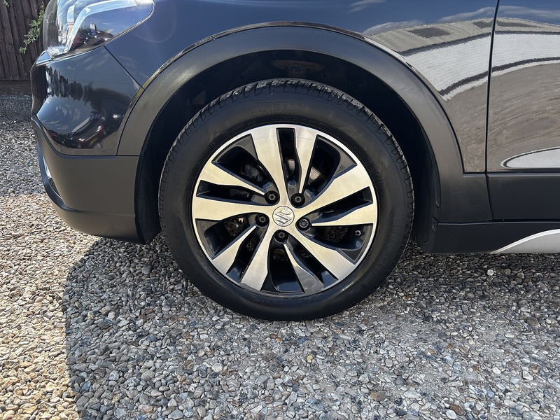 Suzuki SX4 S-Cross Boosterjet SZ-T - U407