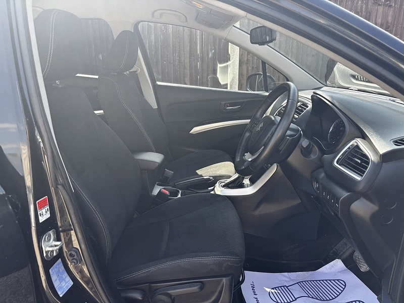 Suzuki SX4 S-Cross Boosterjet SZ-T - U407