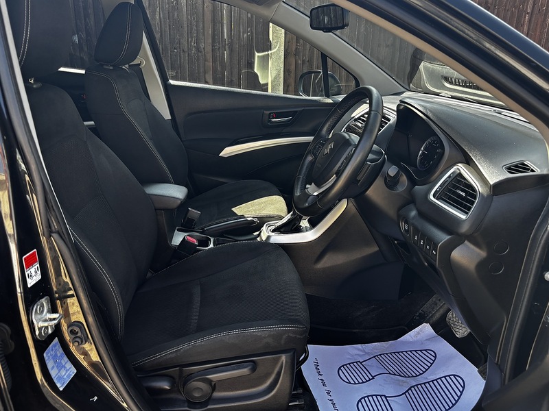 Suzuki SX4 S-Cross Boosterjet SZ-T - U407