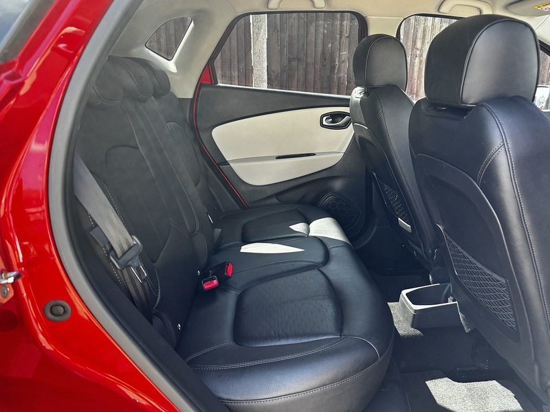 Renault Captur TCe ENERGY Signature X Nav - U408