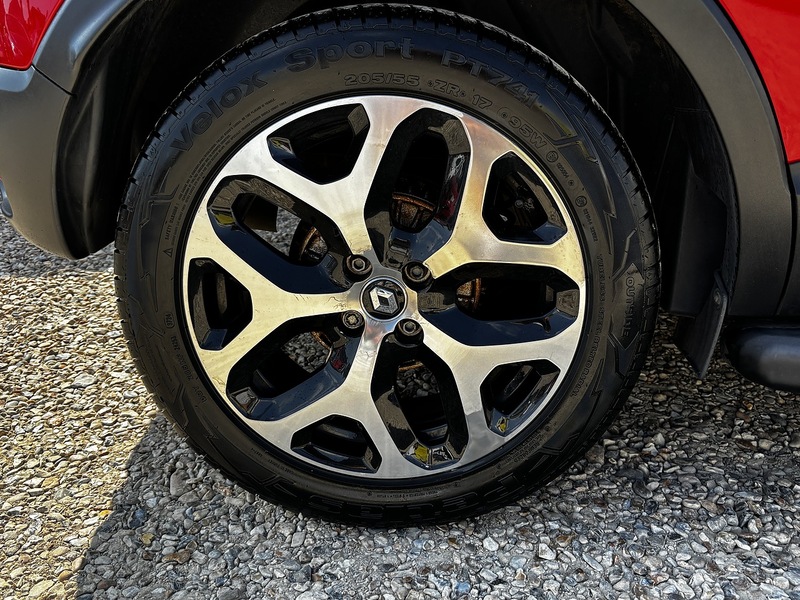 Renault Captur TCe ENERGY Signature X Nav - U408