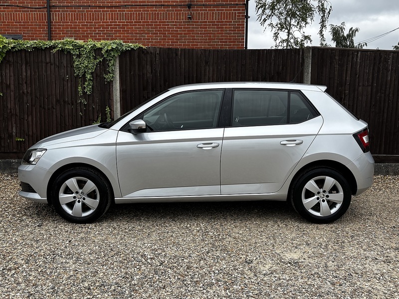 2015 SKODA FABIA SE S HISTORY A C DAB 2015 58,110 MLS 1.0 MANUAL PETROL... photo