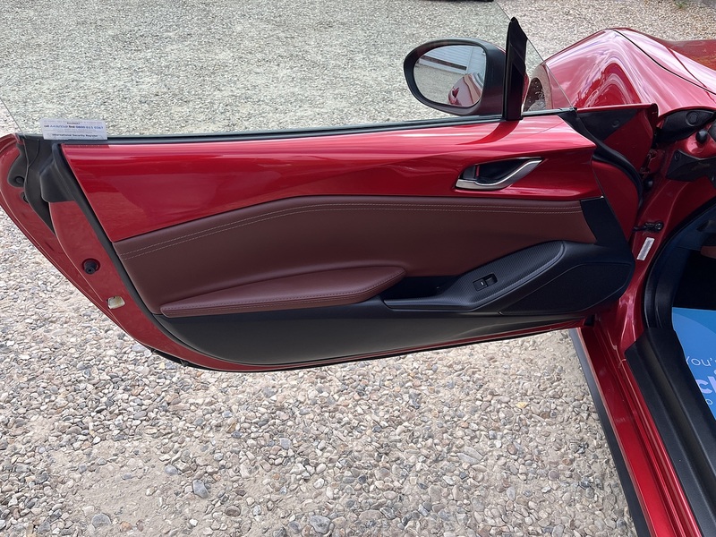 Mazda MX-5 RF SKYACTIV-G Sport Nav - U434