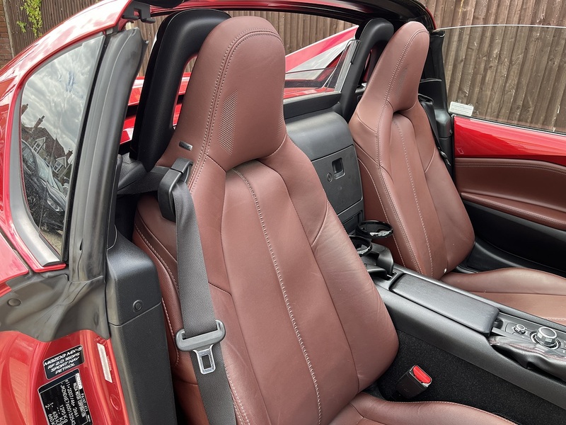 Mazda MX-5 RF SKYACTIV-G Sport Nav - U434