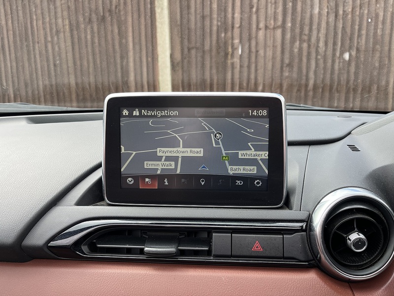 Mazda MX-5 RF SKYACTIV-G Sport Nav - U434