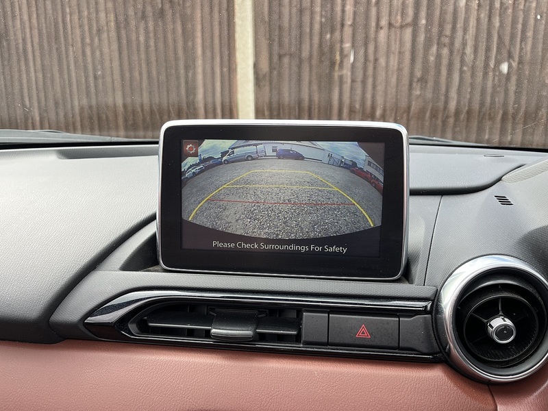 Mazda MX-5 RF SKYACTIV-G Sport Nav - U434