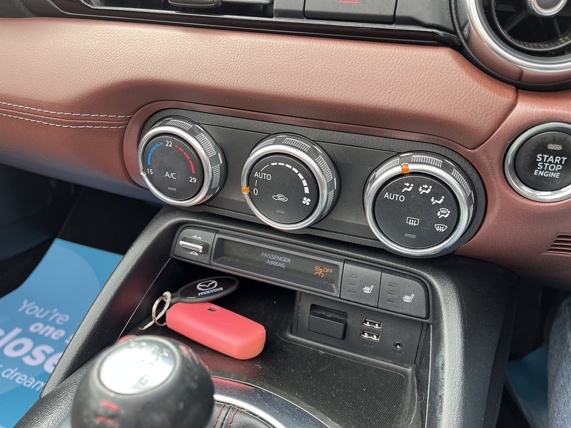 Mazda MX-5 RF SKYACTIV-G Sport Nav - U434