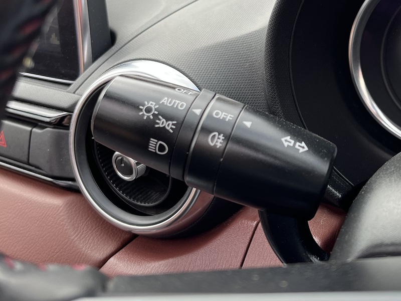 Mazda MX-5 RF SKYACTIV-G Sport Nav - U434
