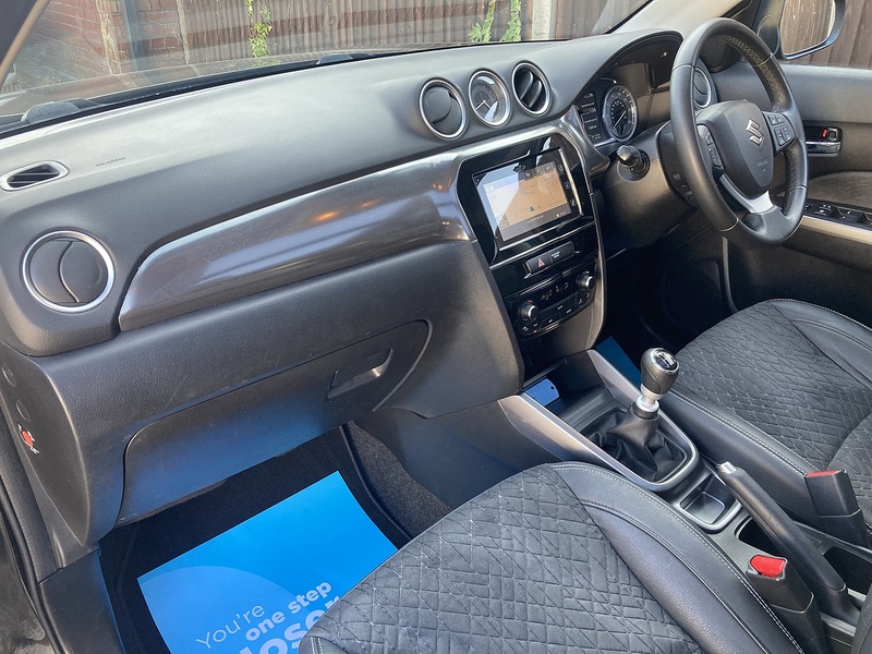 Suzuki Vitara Boosterjet SZ5 - U447
