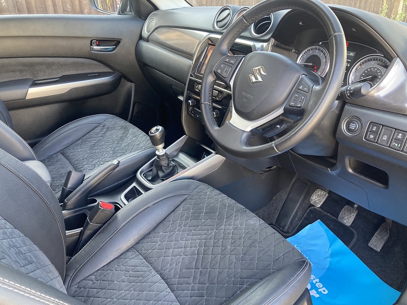 Suzuki Vitara Boosterjet SZ5 - U447